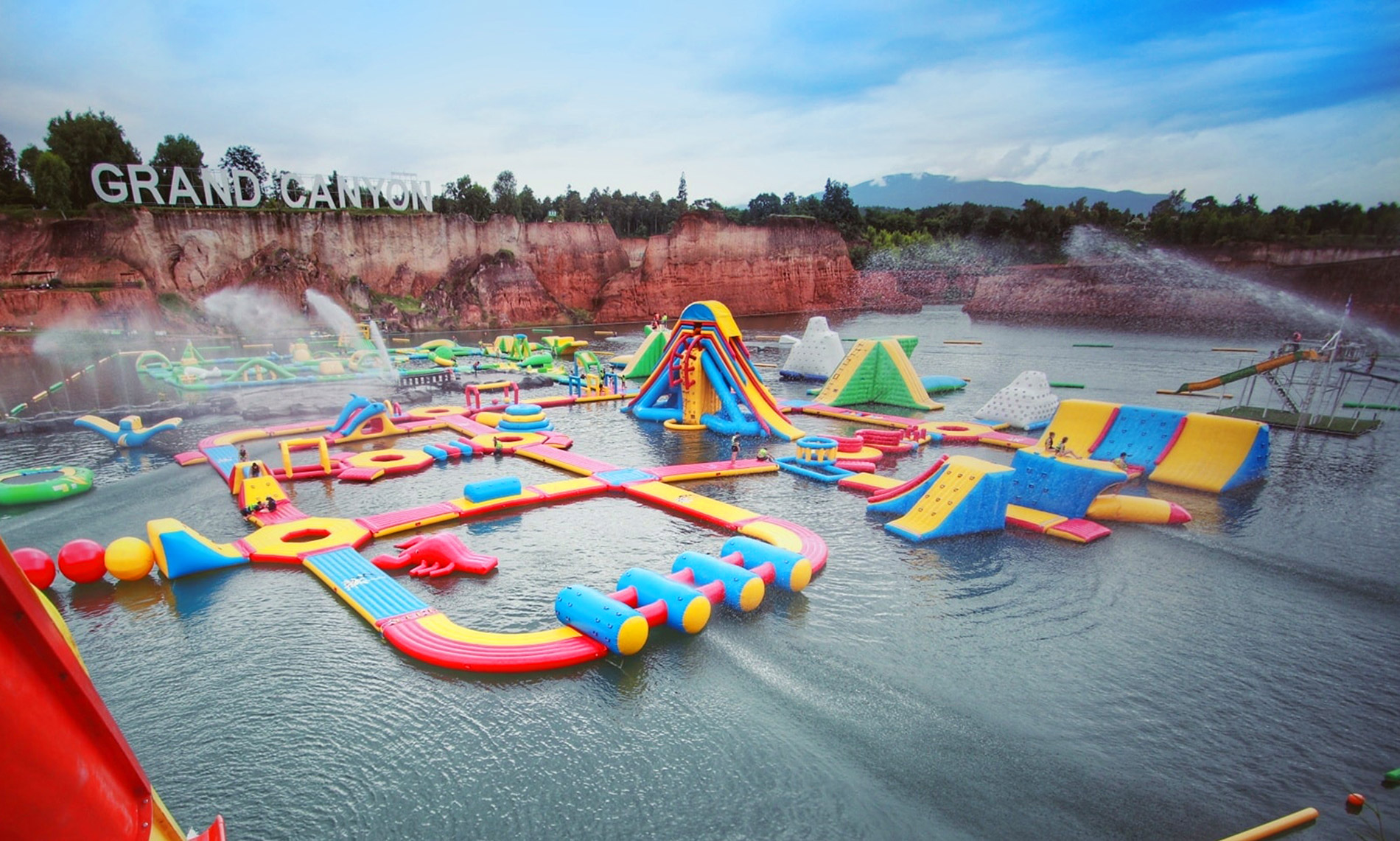 GRAND-CANYON-WATER-PARK-01
